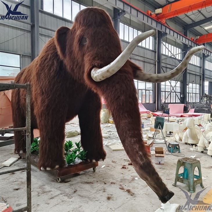 Realistic Woolly Mammoth