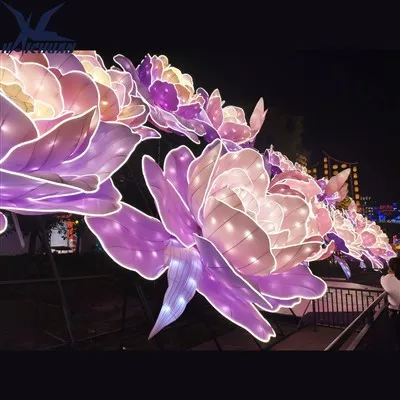 โคมไหมดอกไม้